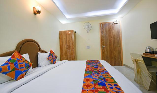 Immense Residency Otel Faridabad Dış mekan fotoğraf