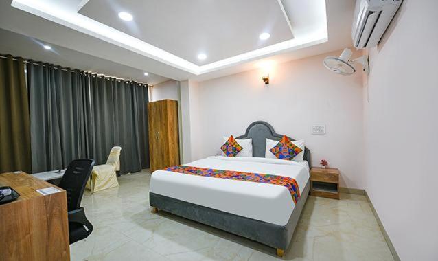 Immense Residency Otel Faridabad Dış mekan fotoğraf